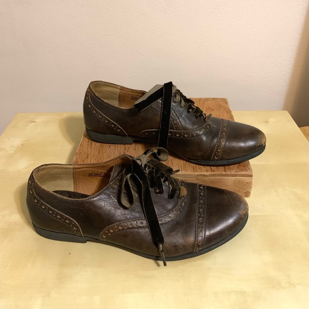 Born Kika womens brown leather lace-up oxford wingtip shoes with velvet laces